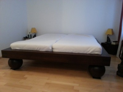 Bett Eiche Massiv gebeizt und lackiert